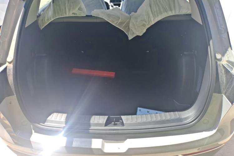 Used Geely Galaxy Geome 2026 Model 310km Youth Edition Trunk