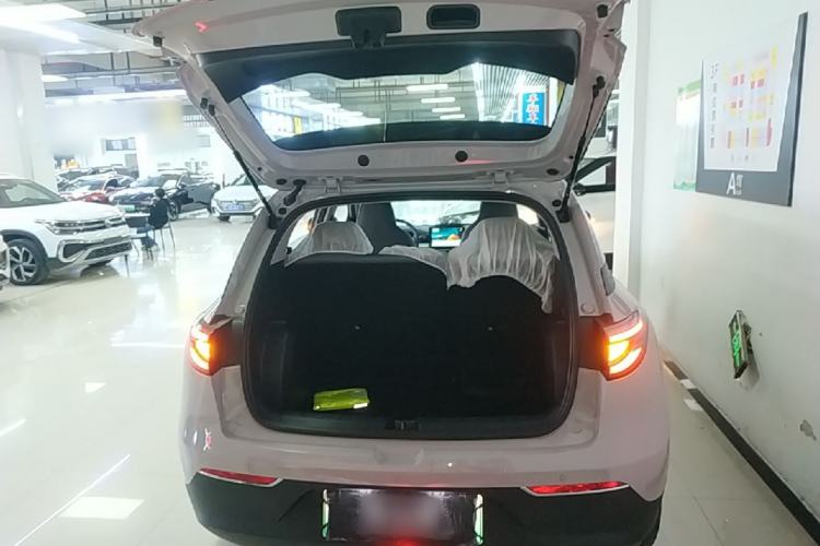 Used Geely Galaxy Geome 2026 Model 310km Youth Edition Trunk