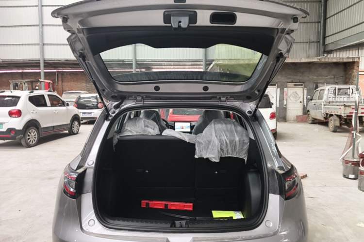 Used Geely Galaxy Geome 2026 Model 410km Carefree Edition Trunk