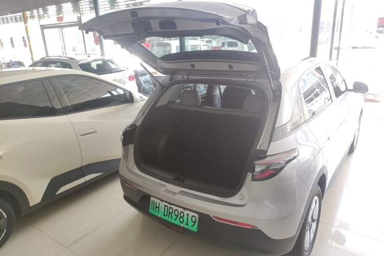 Used Geely Galaxy Geome 2026 Model 310km Youth Edition Trunk