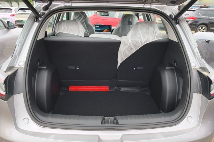 Used Geely Galaxy Geome 2026 Model 310km Dream Edition Trunk