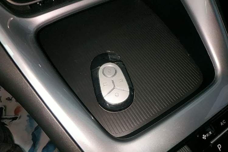 Used Geely Galaxy Geome 2026 Model 310km Youth Edition Vehicle Key
