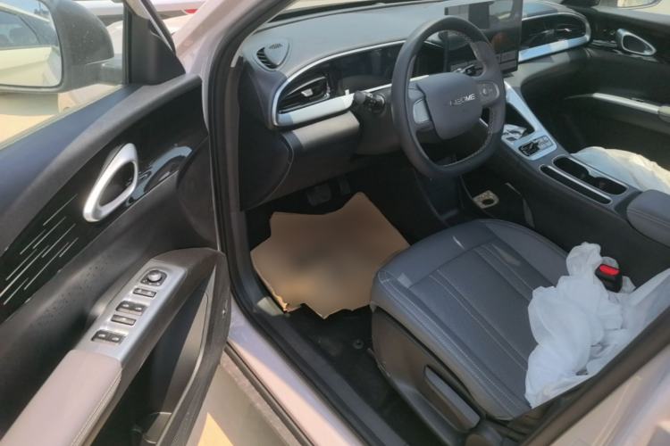Used Geely Galaxy Geome 2026 Model 410km Freedom Edition Driver Seat