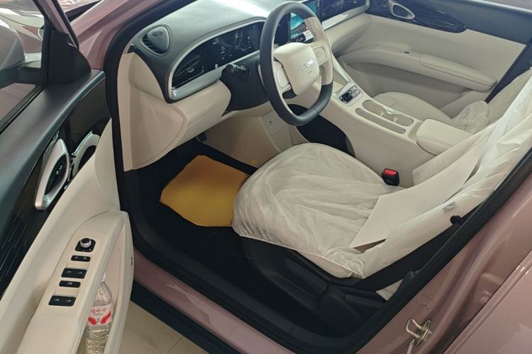 Used Geely Galaxy Geome 2026 Model 310km Youth Edition Driver Seat