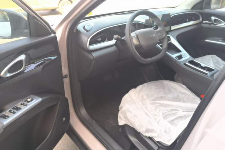 Used Geely Galaxy Geome 2026 Model 310km Youth Edition Driver Seat