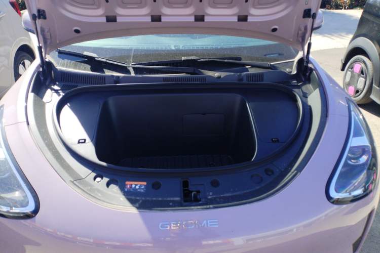 Used Geely Galaxy Geome 2026 Model 310km Youth Edition Engine Bay
