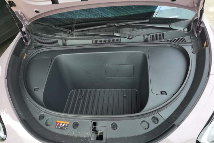 Used Geely Galaxy Geome 2026 Model 310km Dream Edition Engine Bay