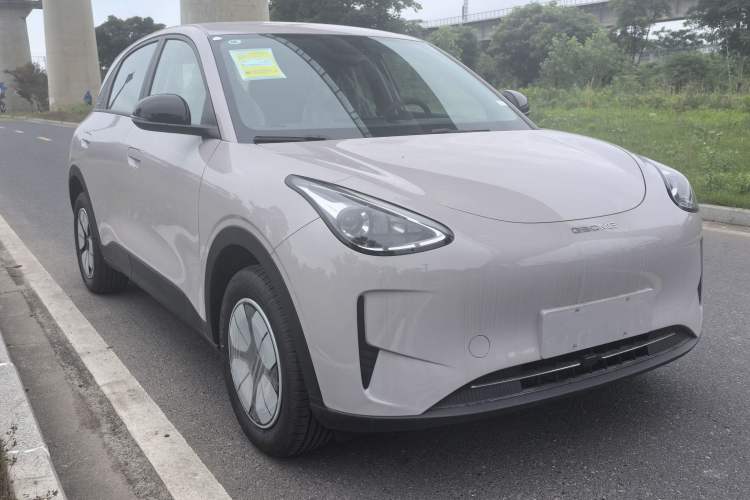 Used Geely Galaxy Geome 2026 Model 310km Youth Edition Exterior 2