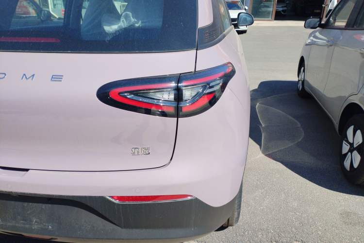 Used Geely Galaxy Geome 2026 Model 310km Youth Edition Exterior 3