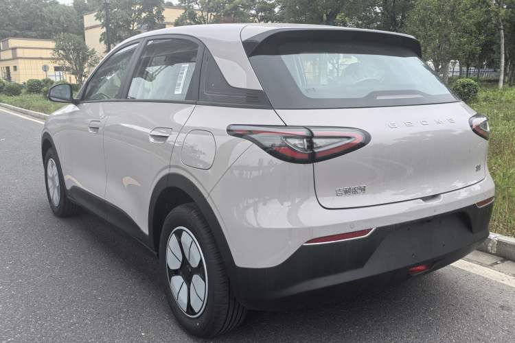 Used Geely Galaxy Geome 2026 Model 310km Youth Edition Exterior 5