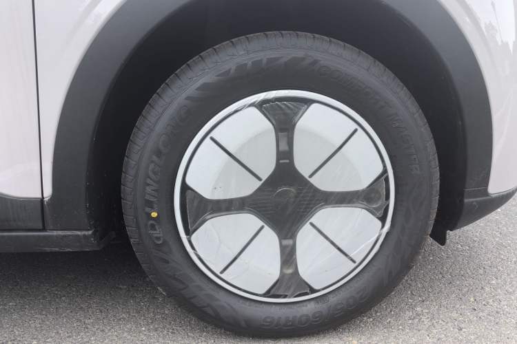 Used Geely Galaxy Geome 2026 Model 310km Youth Edition Exterior 7