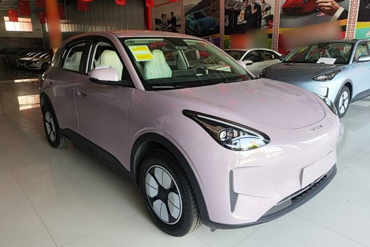 Used Geely Galaxy Geome 2026 Model 410km Freedom Edition Front Right 45 Deg