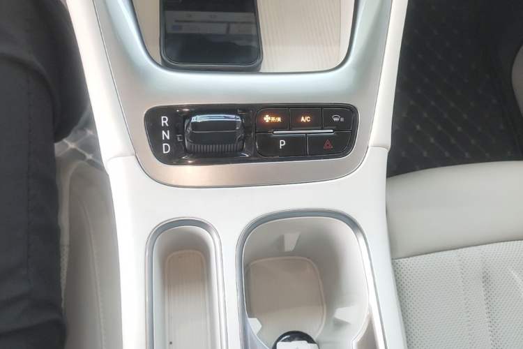 Used Geely Galaxy Geome 2026 Model 310km Dream Edition Gear Lever