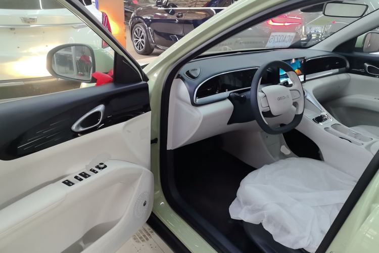 Used Geely Galaxy Geome 2026 Model 310km Youth Edition Driver Seat