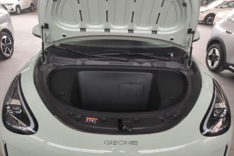 Used Geely Galaxy Geome 2026 Model 310km Dream Edition Engine Bay