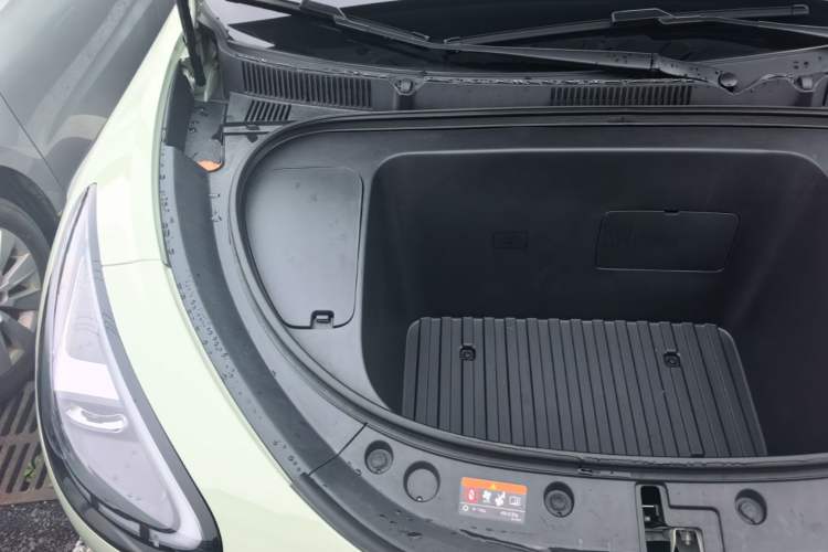 Used Geely Galaxy Geome 2026 Model 410km Exploration Edition Engine Bay Right