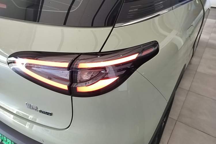 Used Geely Galaxy Geome 2026 Model 410km Exploration Edition Right Rear Taillight