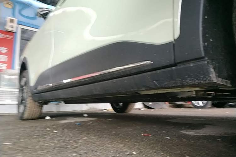 Used Geely Galaxy Geome 2026 Model 310km Dream Edition Right Side Sill