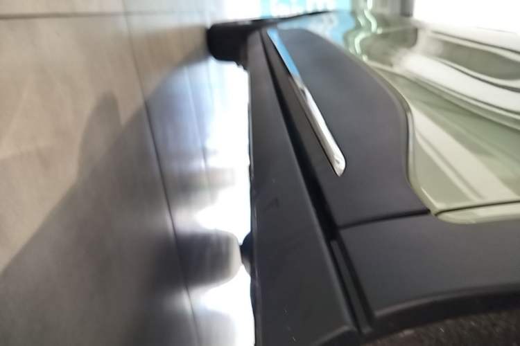 Used Geely Galaxy Geome 2026 Model 410km Exploration Edition Right Side Sill
