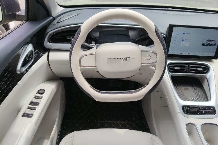 Used Geely Galaxy Geome 2026 Model 310km Youth Edition Steering Wheel