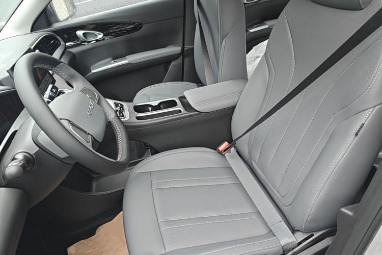 Used Geely Galaxy Geome 2026 Model 310km Youth Edition Left Front Seat
