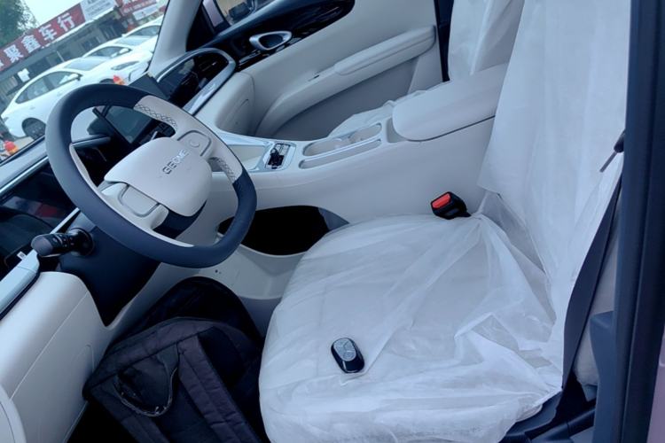 Used Geely Galaxy Geome 2026 Model 310km Youth Edition Left Front Seat