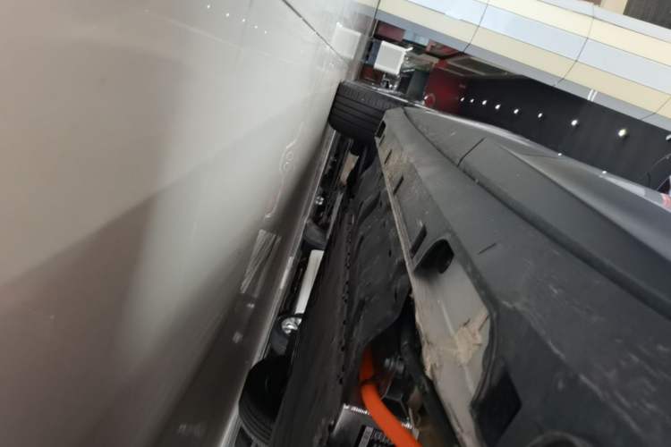 Used Geely Galaxy Geome 2026 Model 310km Youth Edition Left Side Sill