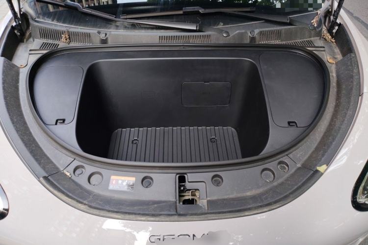 Used Geely Galaxy Geome 2026 Model 310km Youth Edition Engine Bay