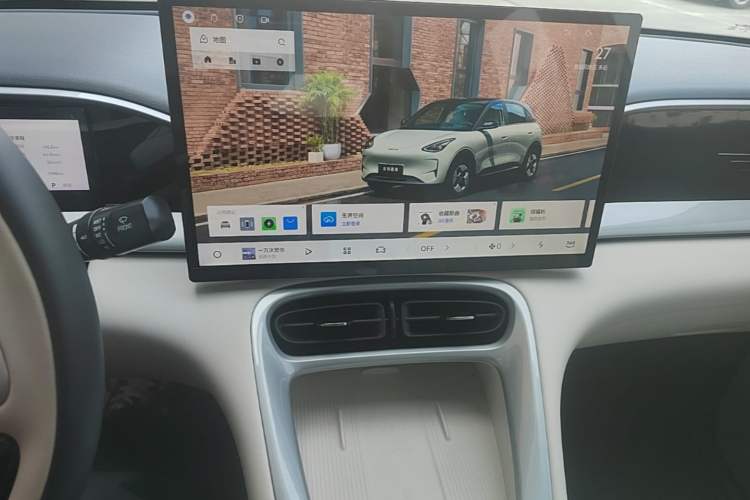 Used Geely Galaxy Geome 2026 Model 410km Exploration Edition Audio And AC Panel
