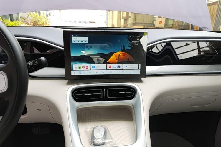 Used Geely Galaxy Geome 2026 Model 410km Carefree Edition Audio And AC Panel