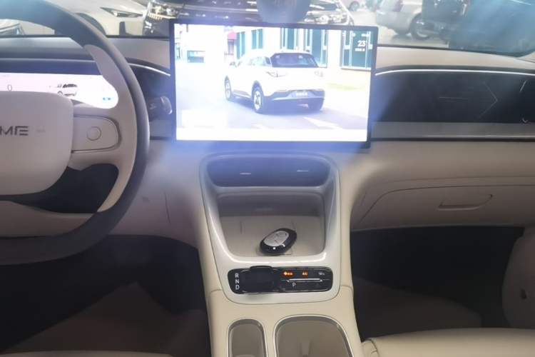 Used Geely Galaxy Geome 2026 Model 410km Exploration Edition Audio And AC Panel