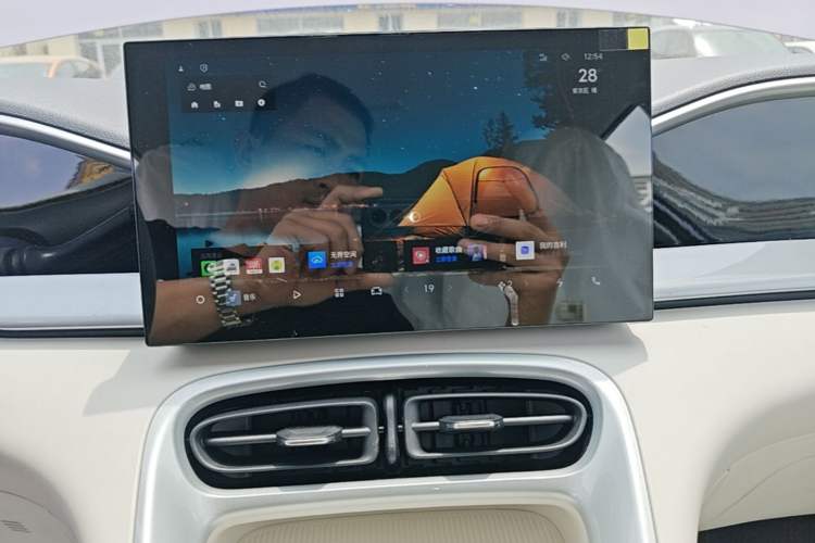 Used Geely Galaxy Geome 2026 Model 410km Carefree Edition Audio And AC Panel