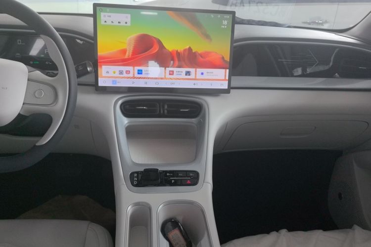 Used Geely Galaxy Geome 2026 Model 310km Dream Edition Audio And AC Panel