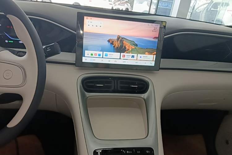 Used Geely Galaxy Geome 2026 Model 310km Youth Edition Audio And AC Panel