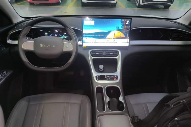 Used Geely Galaxy Geome 2026 Model 410km Freedom Edition Center Console