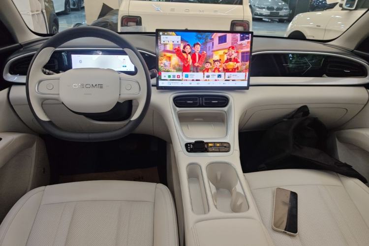 Used Geely Galaxy Geome 2026 Model 410km Exploration Edition Center Console