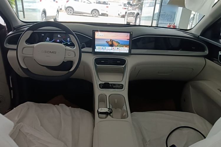 Used Geely Galaxy Geome 2026 Model 310km Youth Edition Center Console