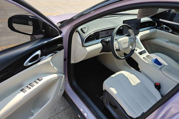 Used Geely Galaxy Geome 2026 Model 410km Freedom Edition Driver Seat
