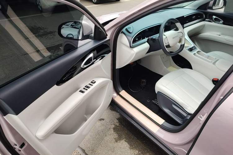 Used Geely Galaxy Geome 2026 Model 310km Youth Edition Driver Seat