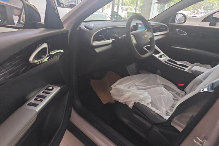 Used Geely Galaxy Geome 2026 Model 310km Youth Edition Driver Seat