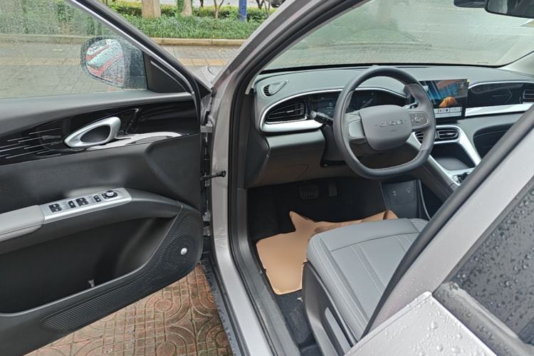 Used Geely Galaxy Geome 2026 Model 310km Youth Edition Driver Seat