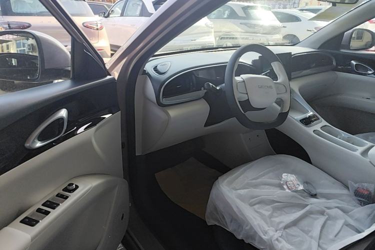 Used Geely Galaxy Geome 2026 Model 310km Youth Edition Driver Seat