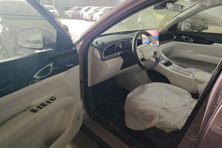 Used Geely Galaxy Geome 2026 Model 310km Dream Edition Driver Seat