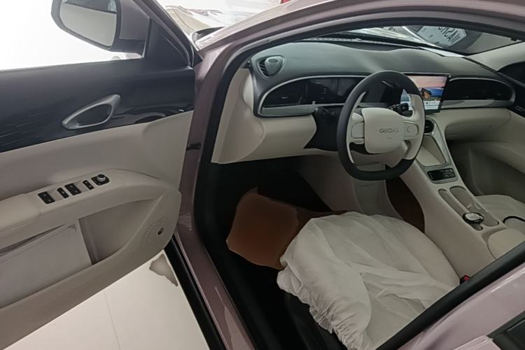 Used Geely Galaxy Geome 2026 Model 310km Youth Edition Driver Seat