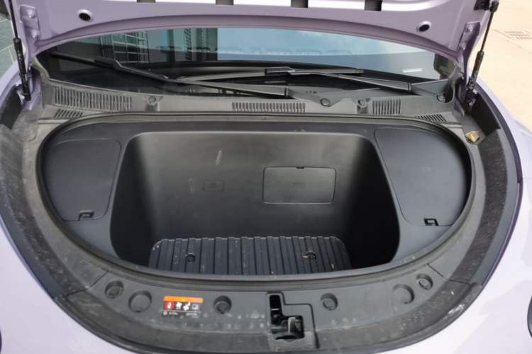 Used Geely Galaxy Geome 2026 Model 310km Dream Edition Engine Bay
