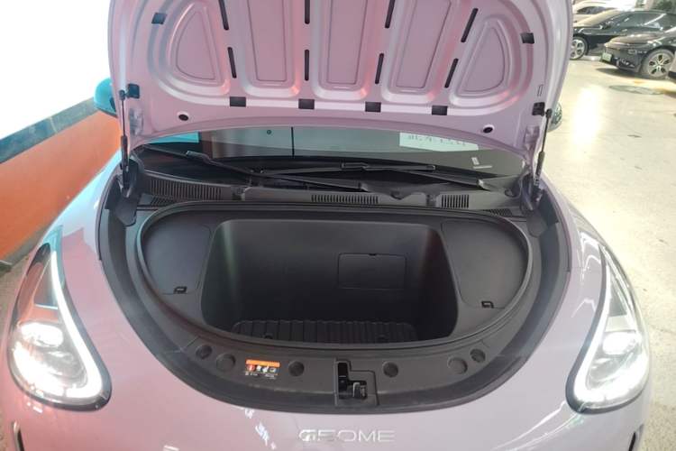 Used Geely Galaxy Geome 2026 Model 410km Exploration Edition Engine Bay