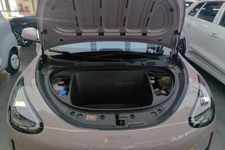 Used Geely Galaxy Geome 2026 Model 410km Freedom Edition Engine Bay