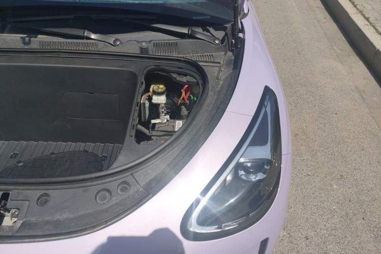 Used Geely Galaxy Geome 2026 Model 310km Youth Edition Engine Bay Left