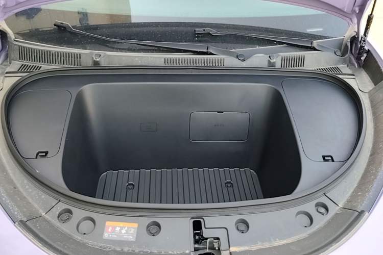 Used Geely Galaxy Geome 2026 Model 310km Youth Edition Engine Bay