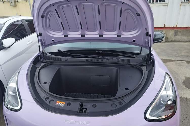 Used Geely Galaxy Geome 2026 Model 310km Youth Edition Engine Bay
